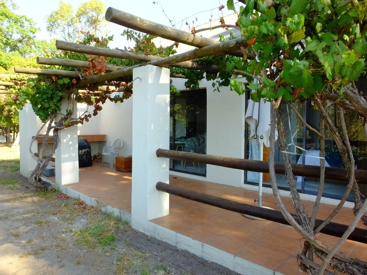 Lauradale Accommodation Stellenbosch Exterior photo